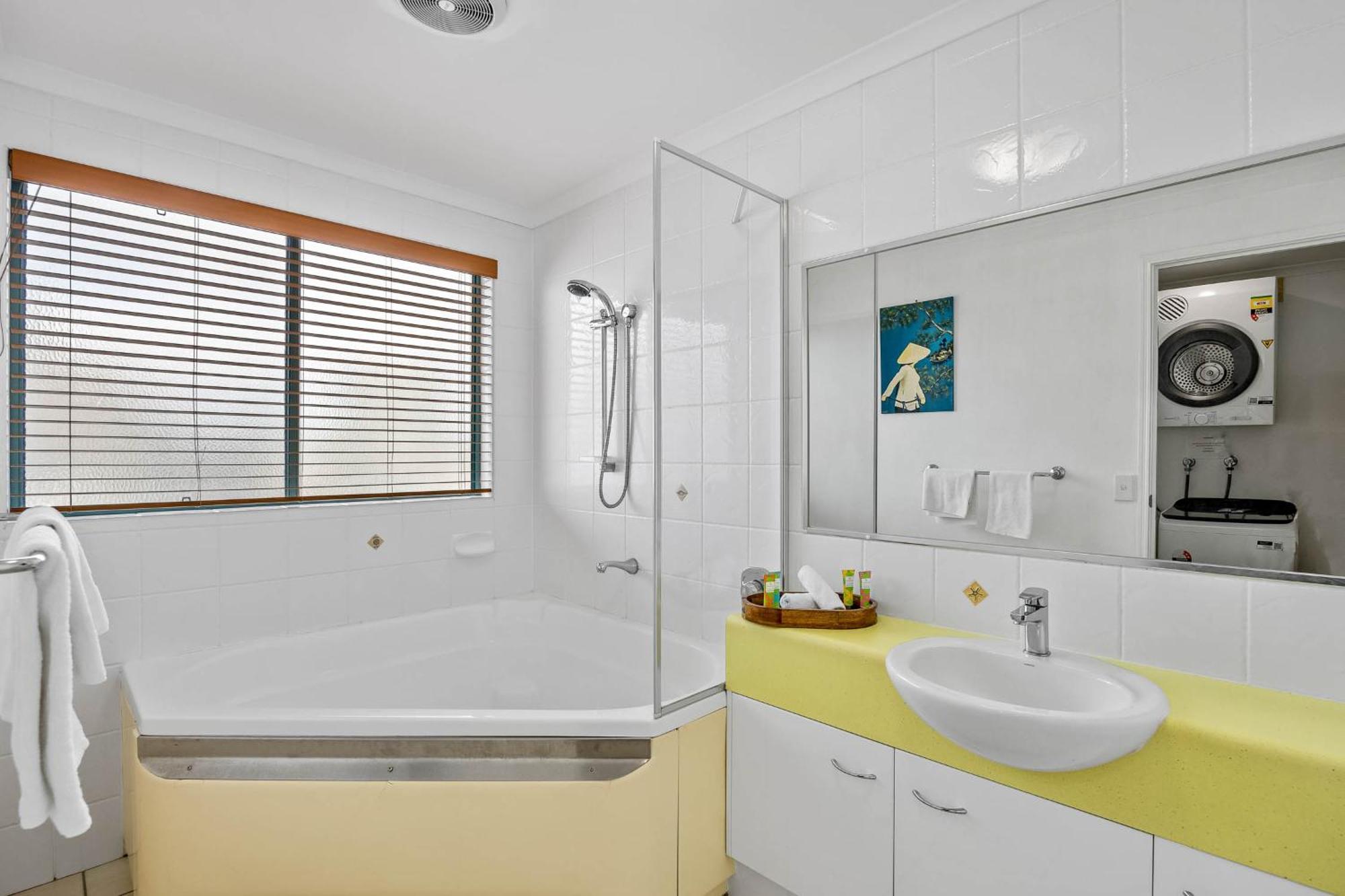 Sunshine Towers Boutique Apartments Maroochydore Eksteriør bilde